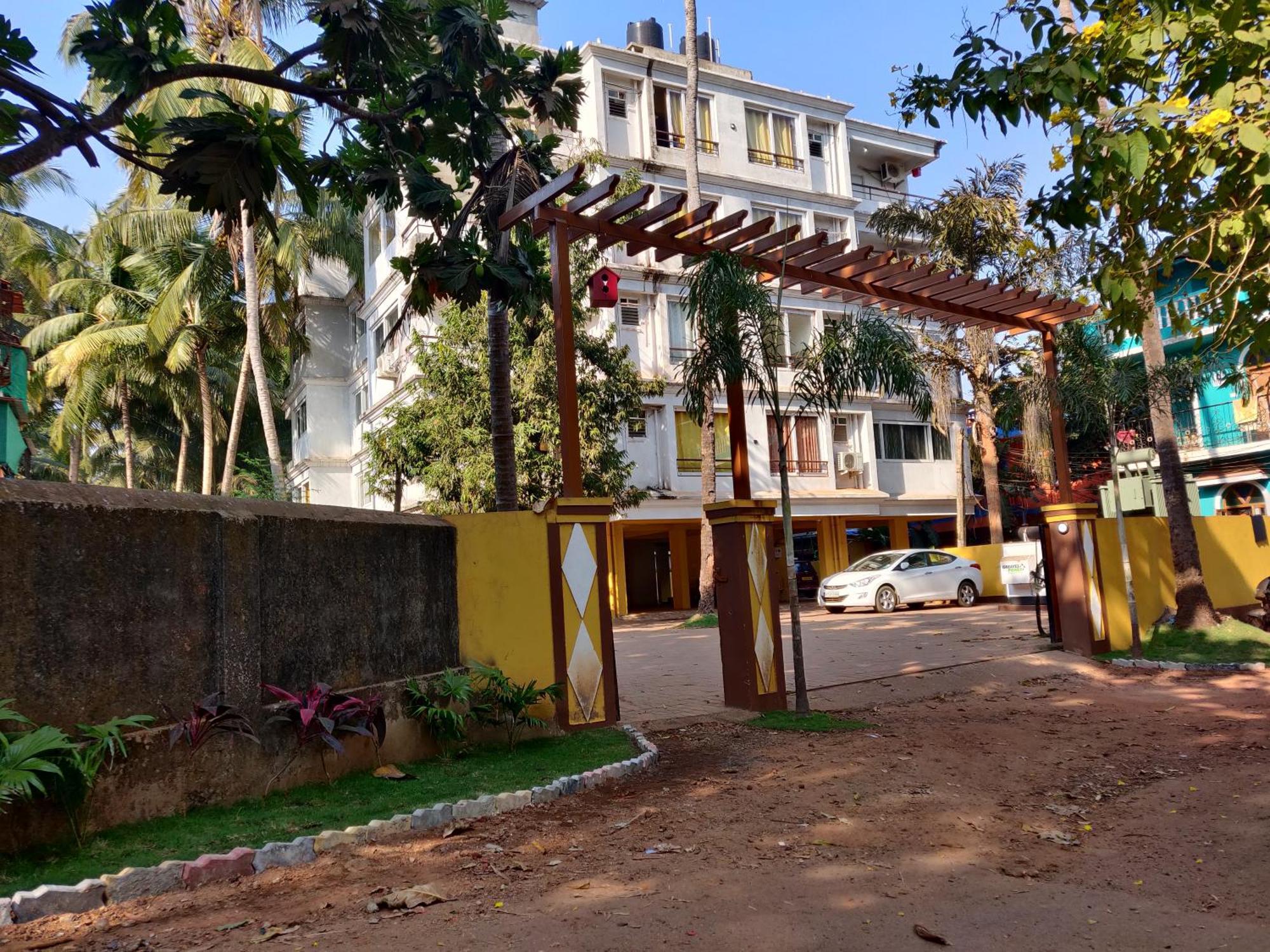 Luxury 2Bhk Apartment Near Calangute Baga Beach With Pool Buitenkant foto
