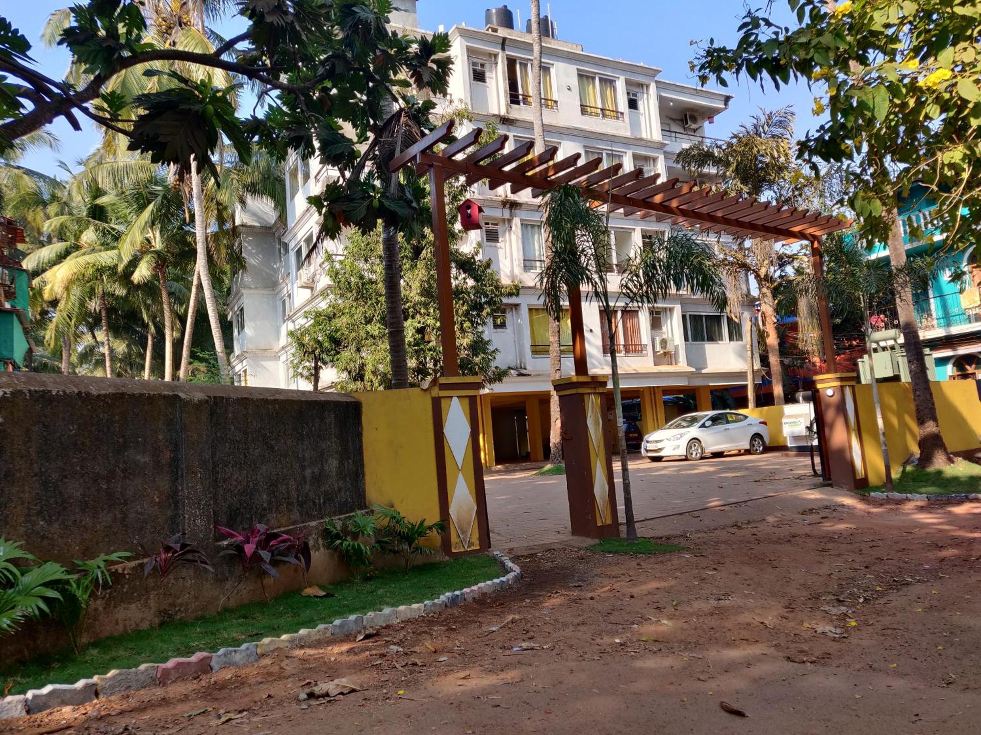 Luxury 2Bhk Apartment Near Calangute Baga Beach With Pool Buitenkant foto